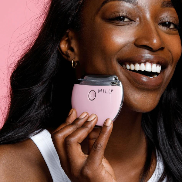Your Skin Is Lit. – Led Beauty Device